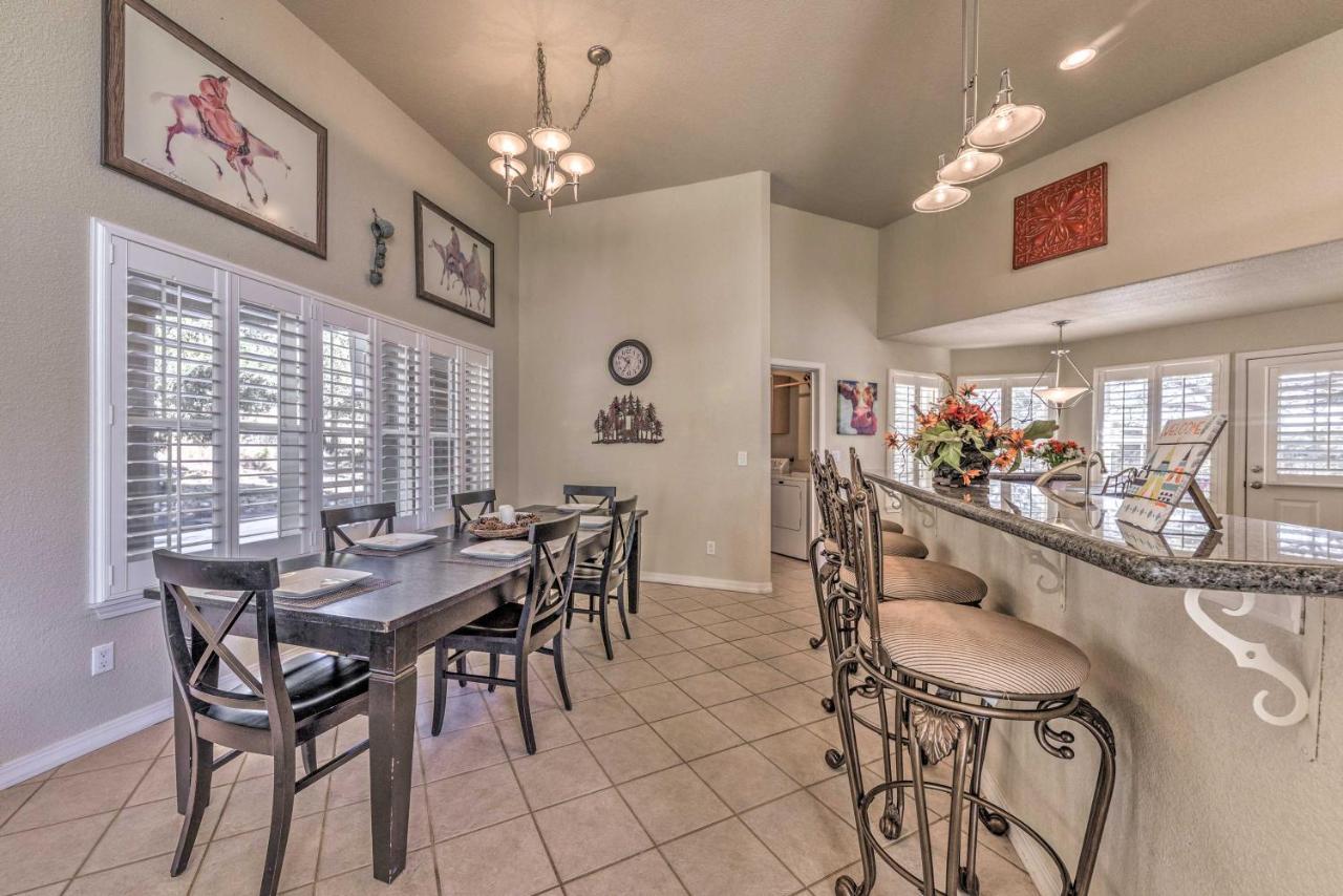 Roomy Ruidoso Retreat With Deck, Grill, And Mtn Views! Zewnętrze zdjęcie