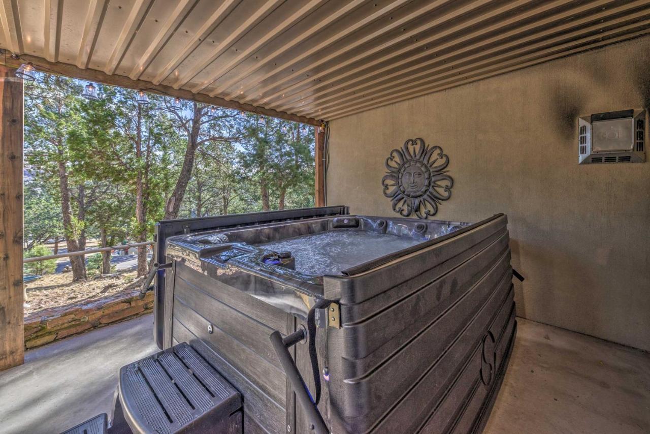 Roomy Ruidoso Retreat With Deck, Grill, And Mtn Views! Zewnętrze zdjęcie