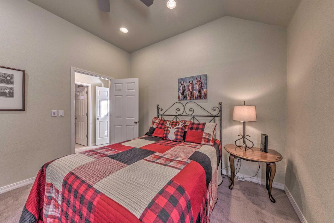 Roomy Ruidoso Retreat With Deck, Grill, And Mtn Views! Zewnętrze zdjęcie